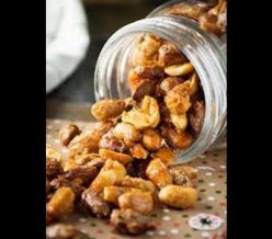 Sweet and spicy nuts