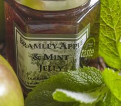 Bramley Apple & Mint Jelly