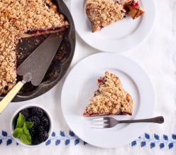 field fare Gluten Free British Bramley Apple & Blackberry Crumble