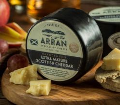 Isle of Arran Extra Mature Cheddar truckle (200g)