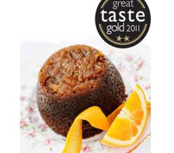 Marmalade sponge pudding with orange liqueur