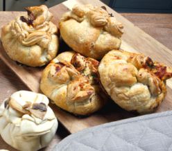 field fare Spinach, Goats Cheese & Olive Pastry Purse